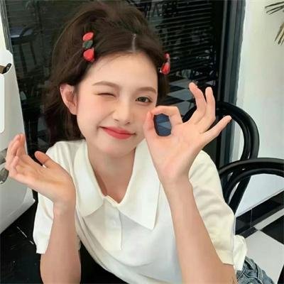 轻拍翻转小魔女
